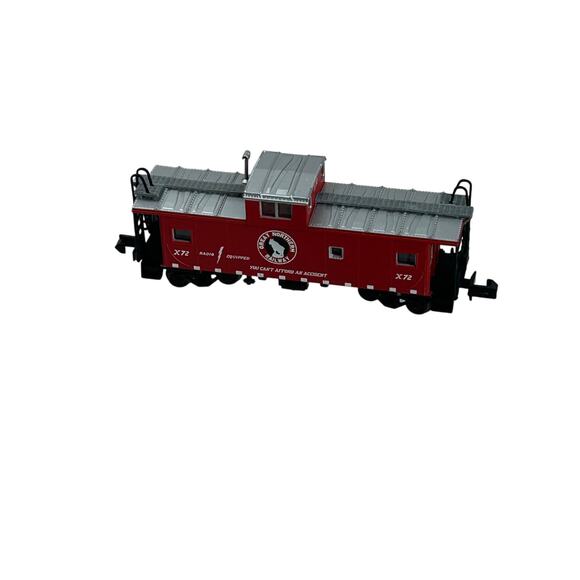 Atlas 43002 N Gauge Standard Cupola Caboose Great Northern #X72 - Picture 2 of 7